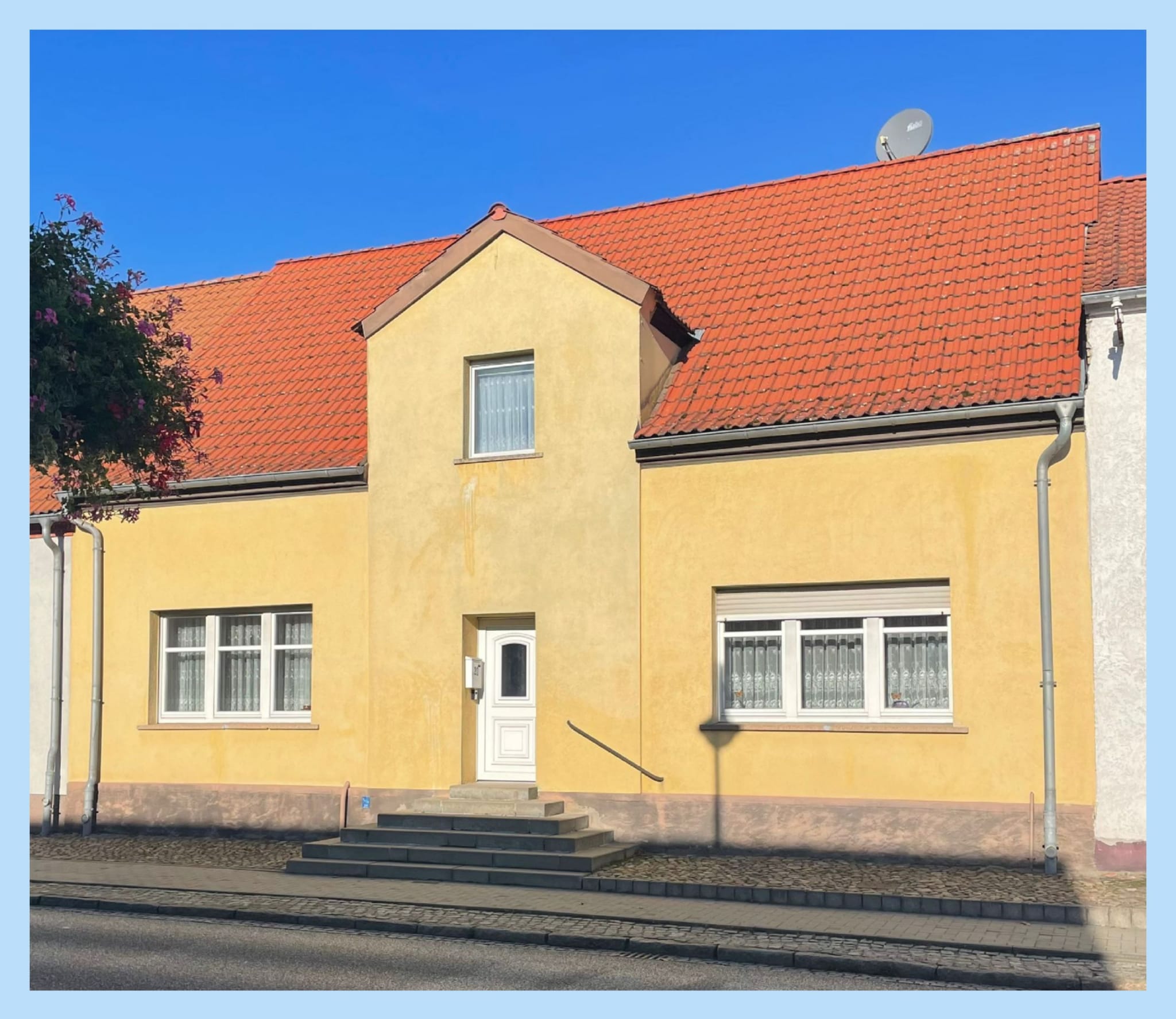 STADTHAUS MIT GROßEM NEBENGELASS AUCH FÜR GEWERBE